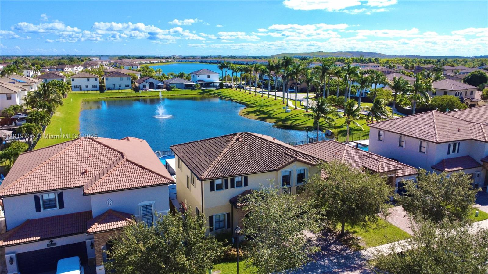 ENCLAVE AT BLACK POINT MA - Residential