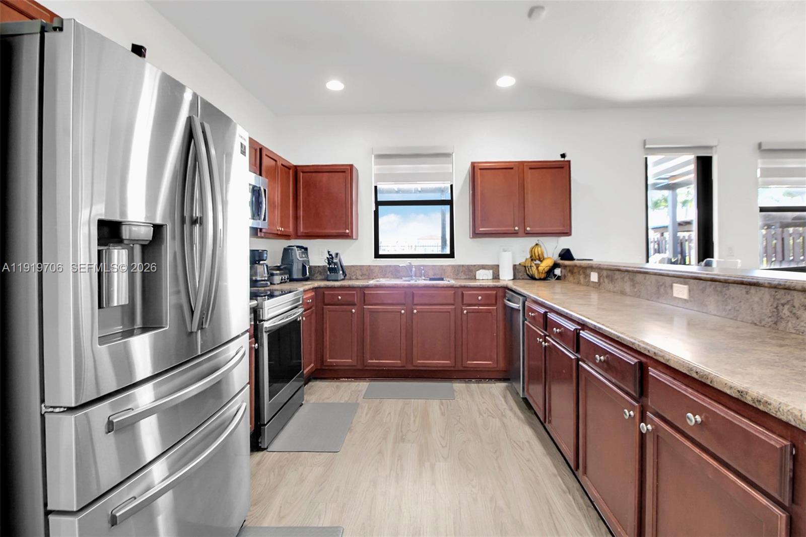 ENCLAVE AT BLACK POINT MA - Residential