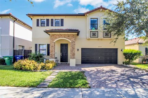 22917 SW 105th Ave Cutler Bay FL 33190