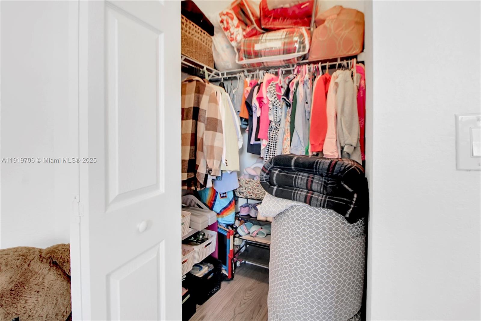 ENCLAVE AT BLACK POINT MA - Residential