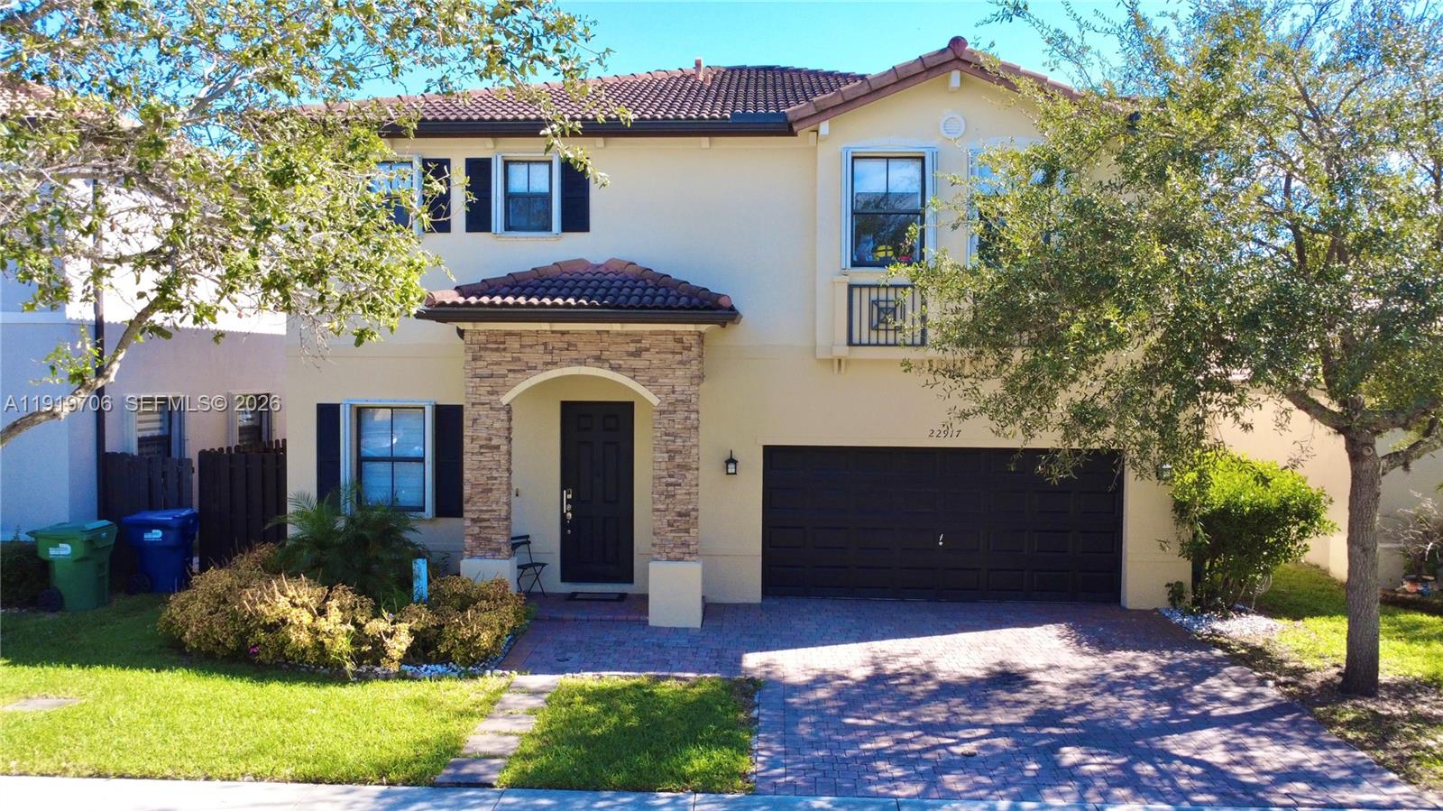 ENCLAVE AT BLACK POINT MA - Residential