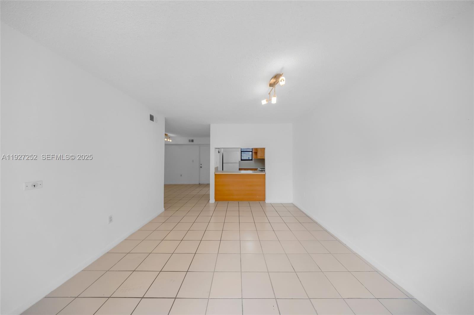 EL PUEBLO DE VERA CONDO - Residential