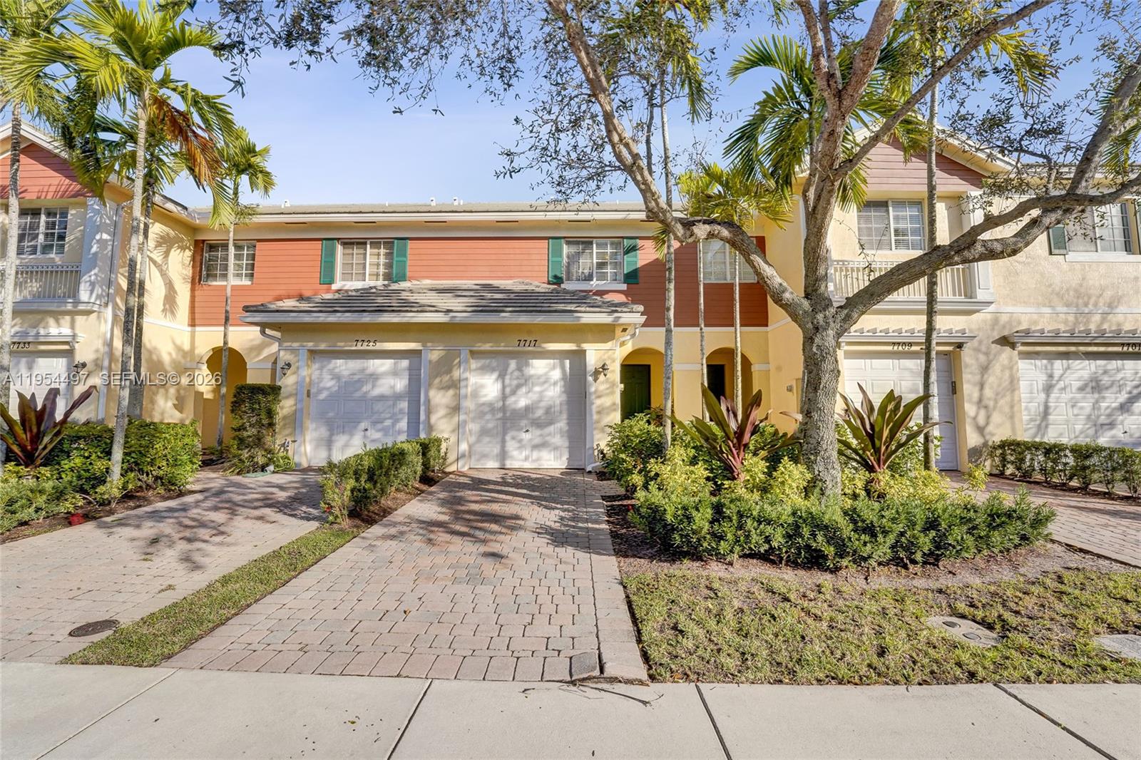 SADDLE BRIDGE - Residential