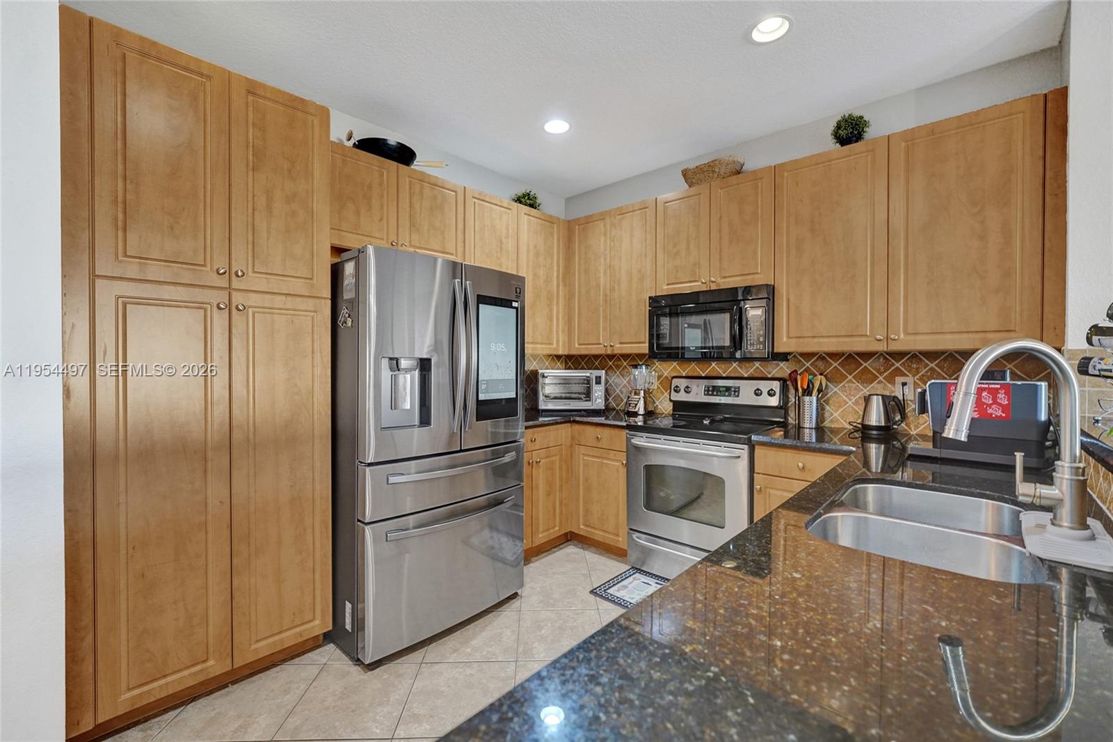 SADDLE BRIDGE - Residential