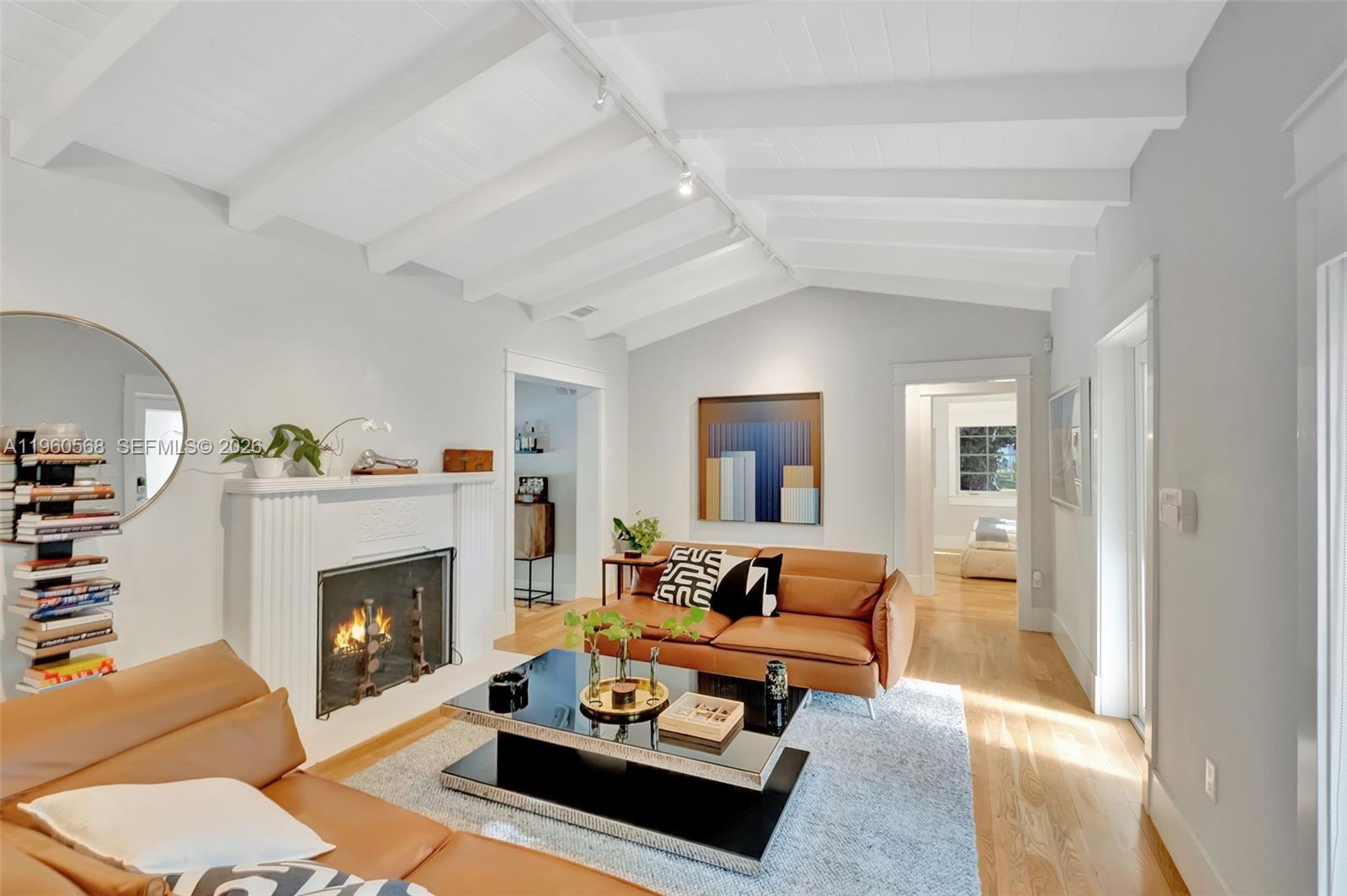 MIAMI SHORES SEC 3 - Residential