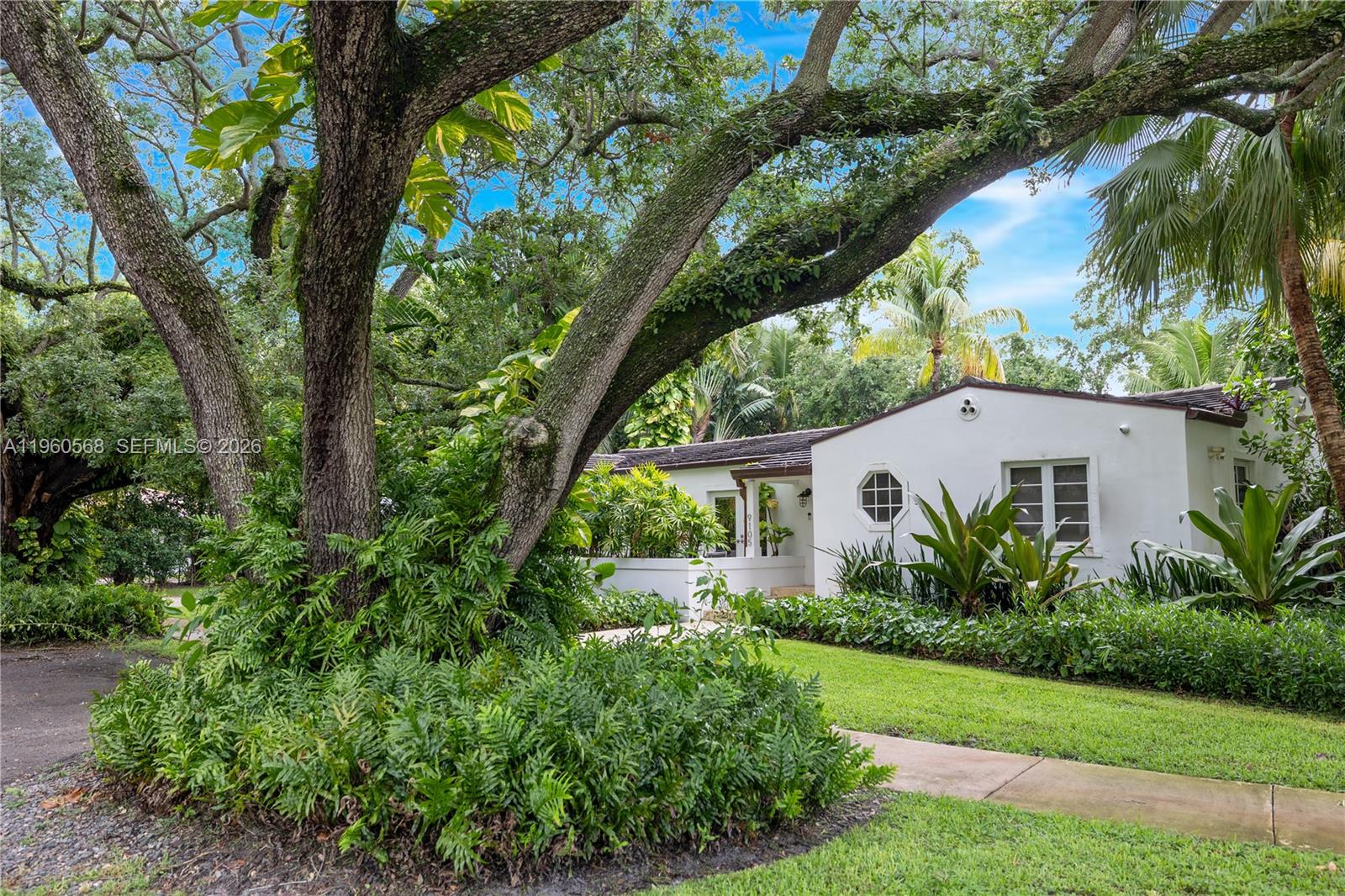 MIAMI SHORES SEC 3 - Residential