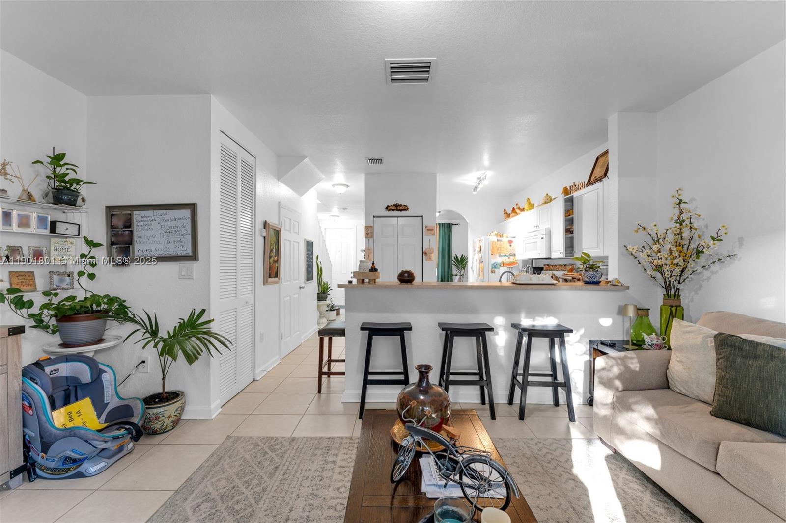 VILLAS AT CARMEL CONDO NO - Residential