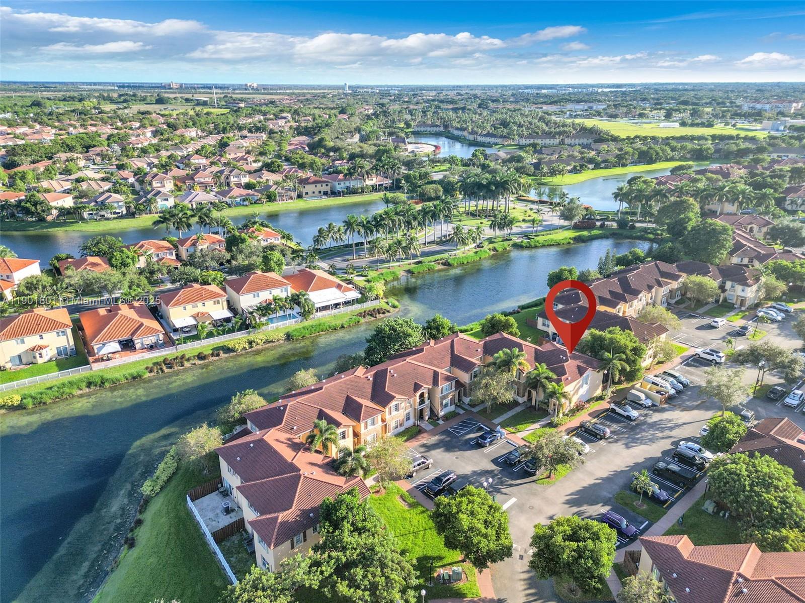 VILLAS AT CARMEL CONDO NO - Residential