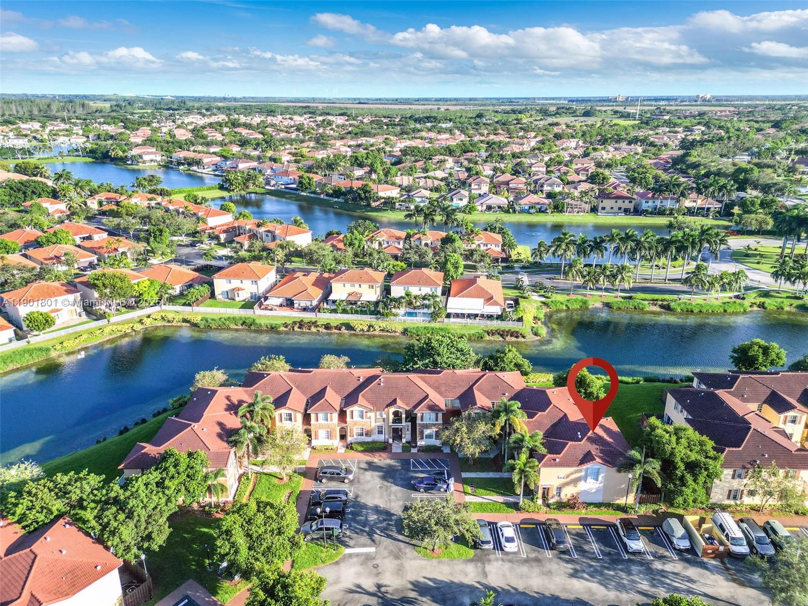 VILLAS AT CARMEL CONDO NO - Residential