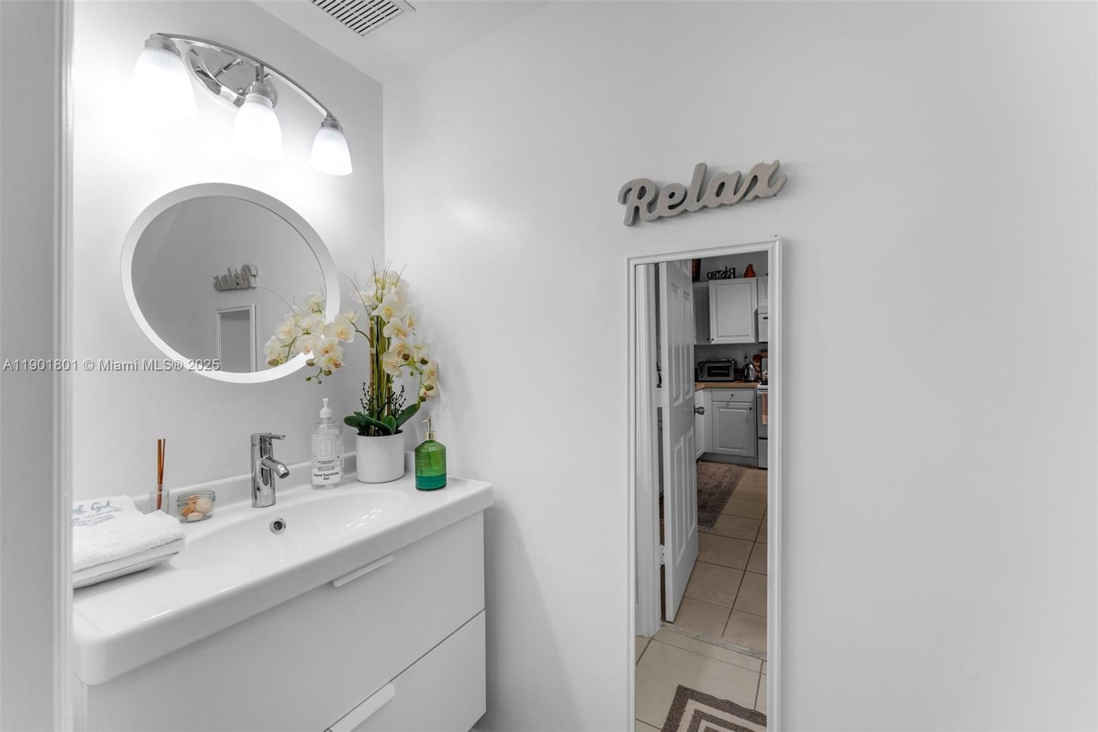 VILLAS AT CARMEL CONDO NO - Residential