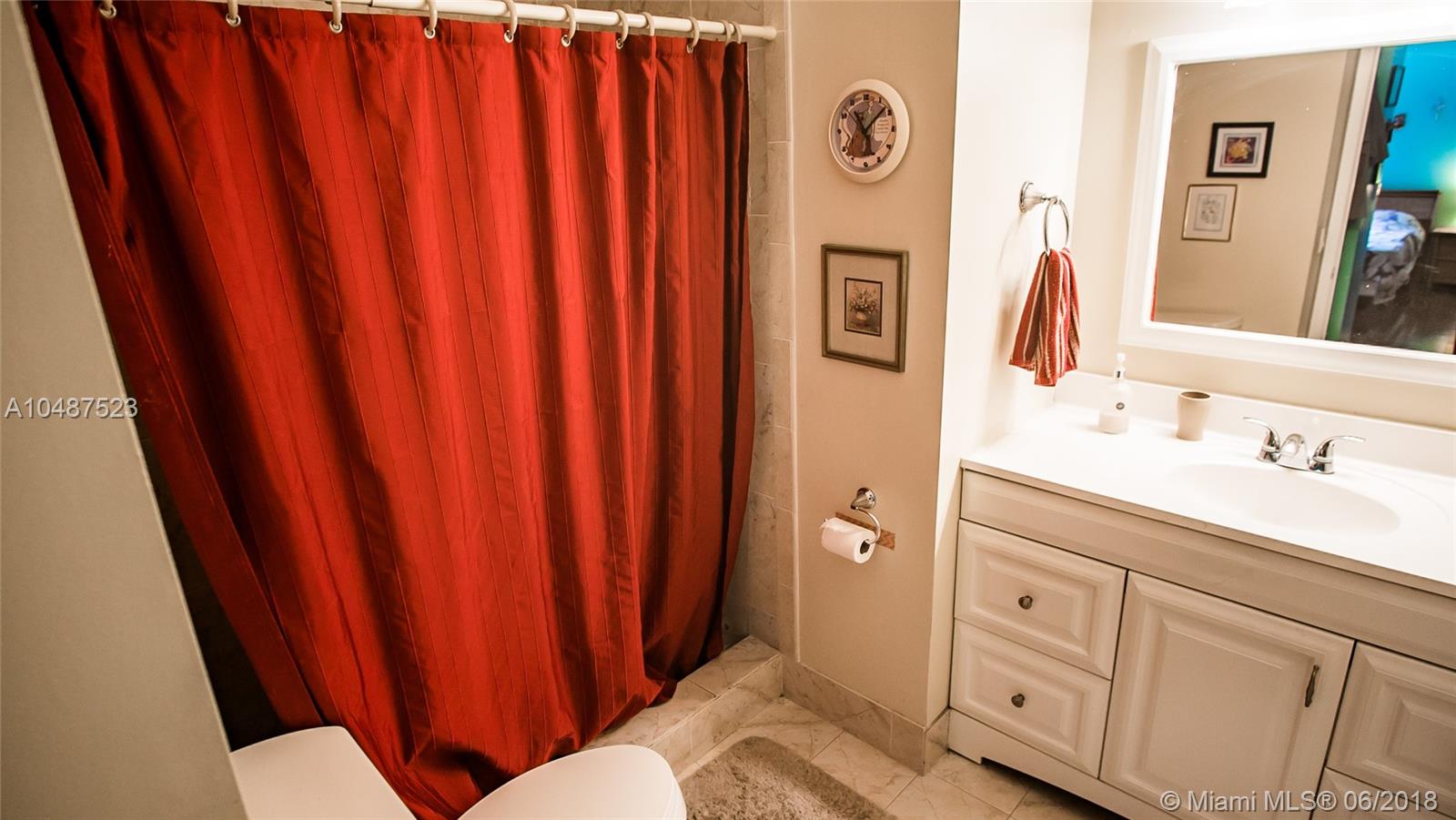 PUERTO BELLO CONDO - Residential