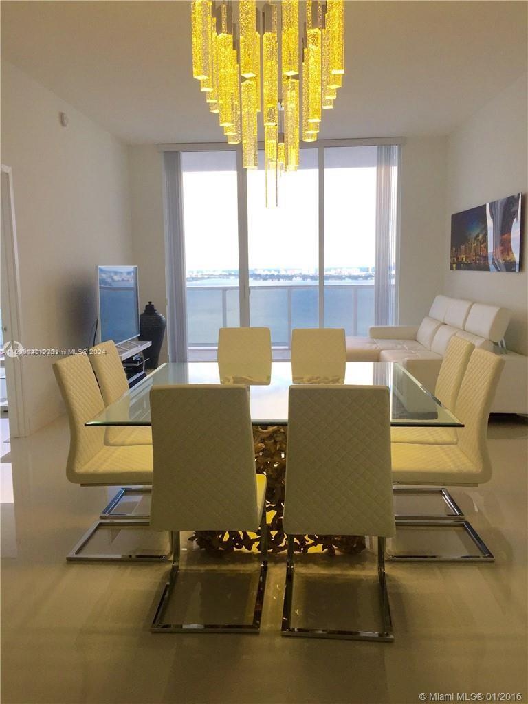 BAY HOUSE - Residential