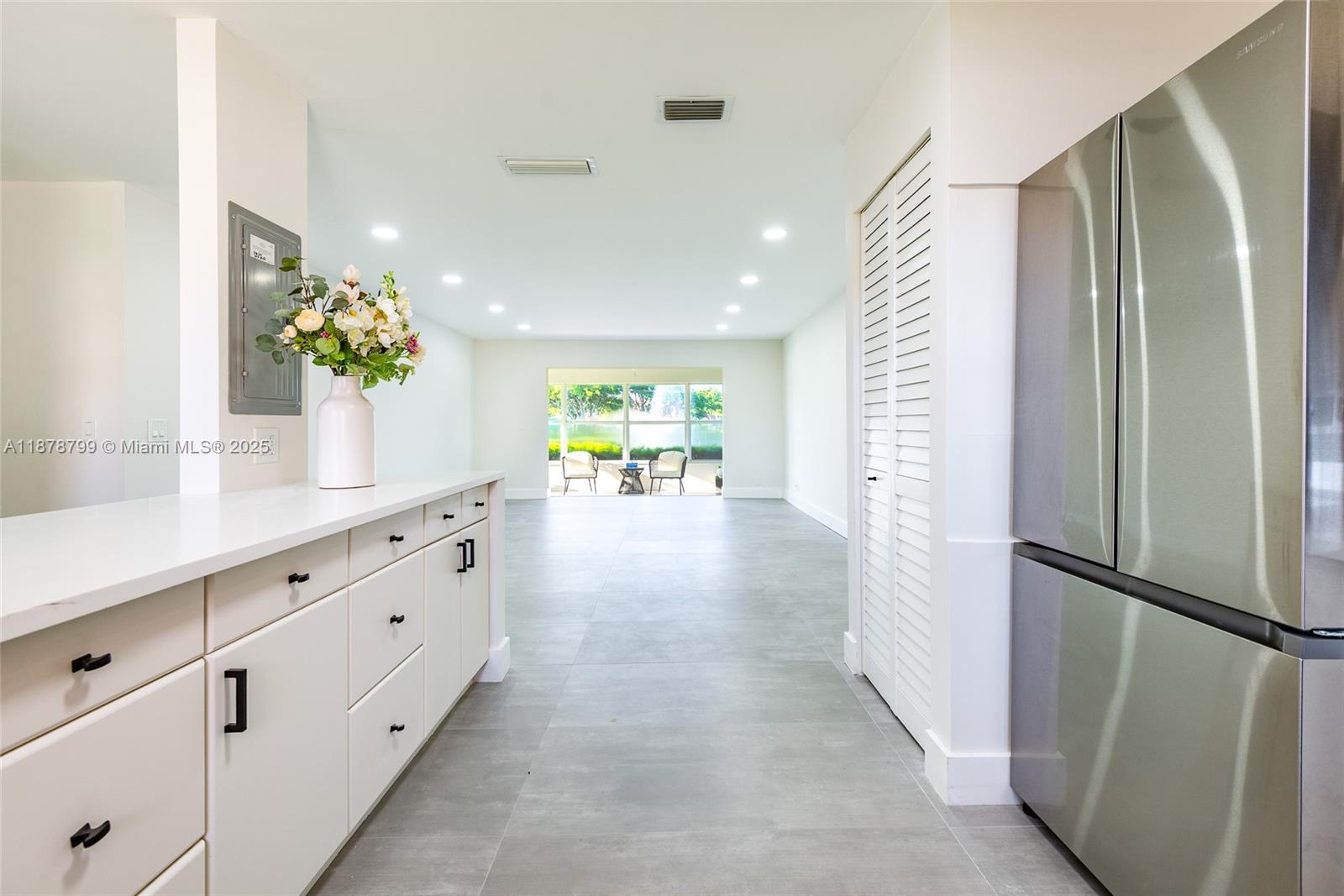 COVERED BRIDGE CONDO - Residential Lease