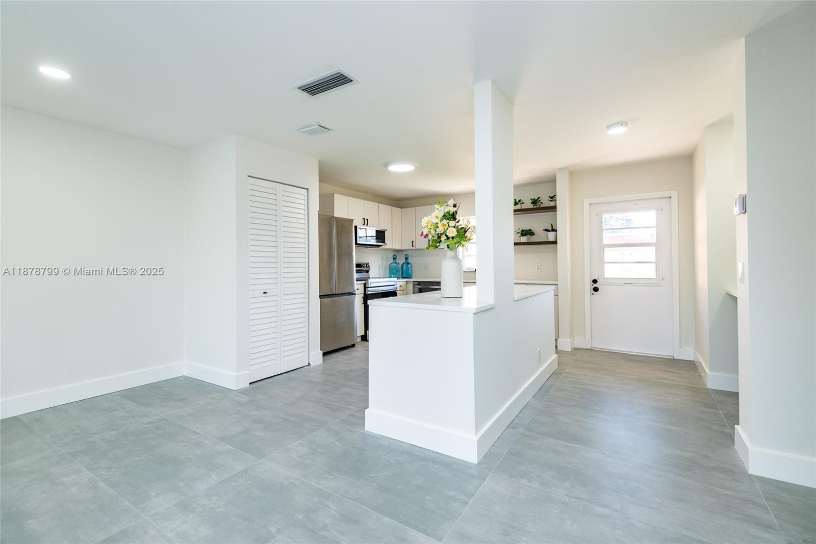 COVERED BRIDGE CONDO - Residential Lease