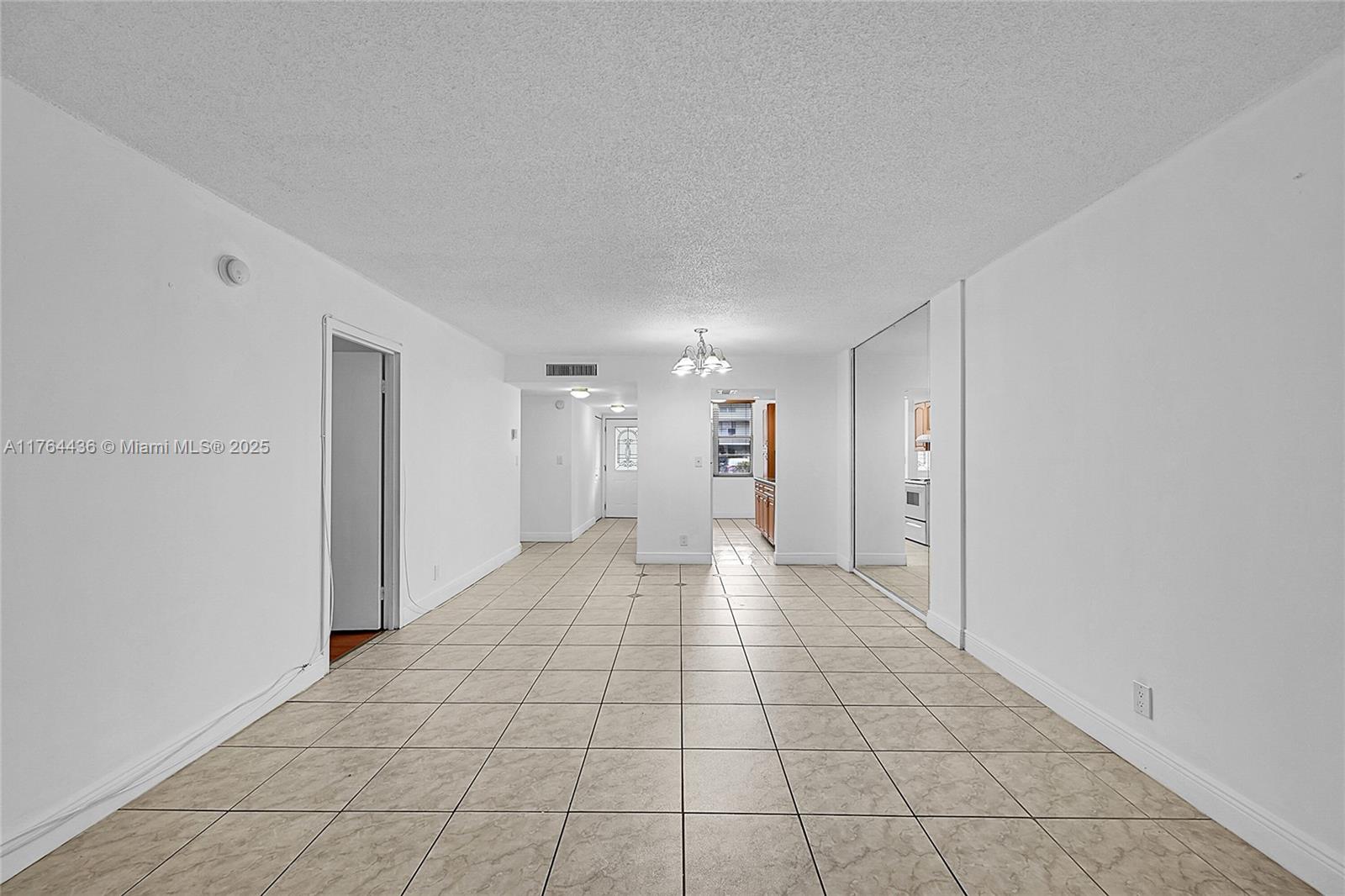 CYPRESS CHASE CONDO NO 3 - Residential