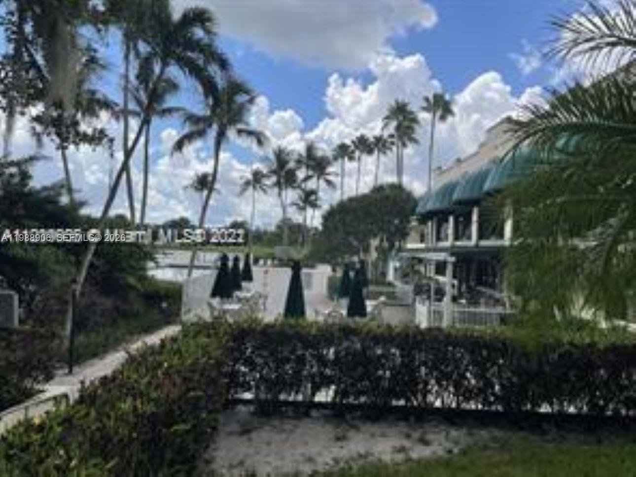 LIVE OAK CONDO ELEVEN - Residential Lease