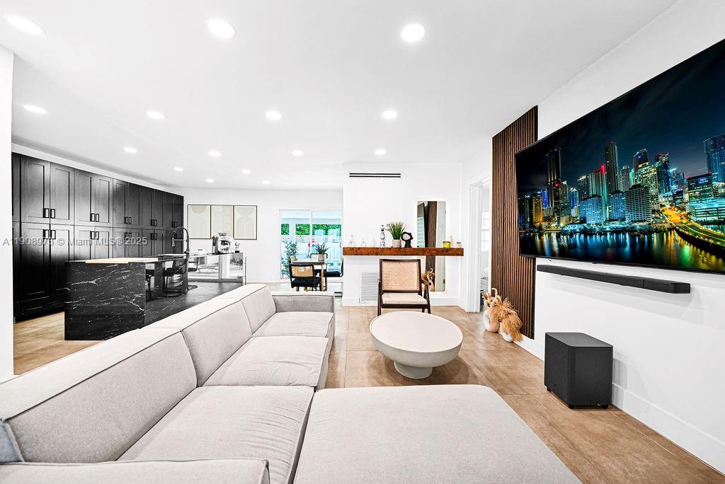 SHADOWLAWN EXTENSION SUB - Residential Lease