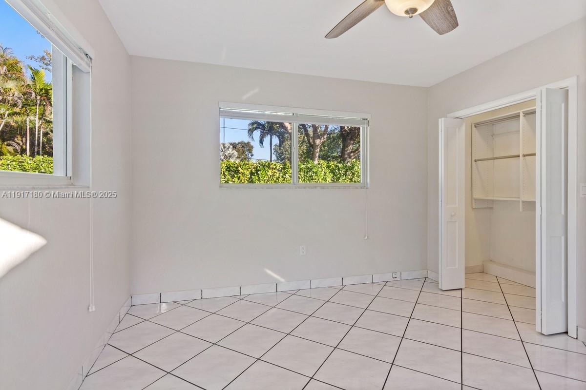 KENDALL HEIGHTS - Residential Lease