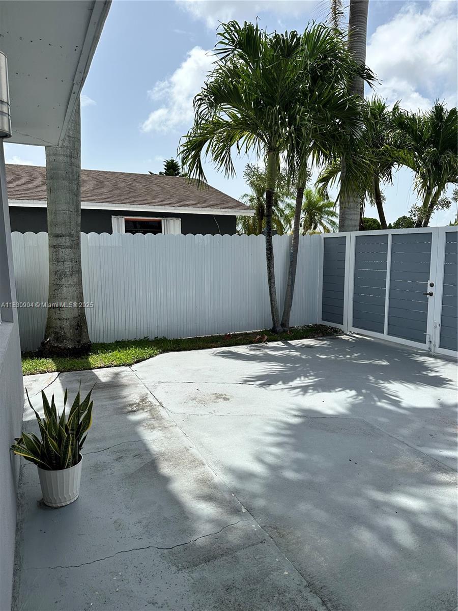 11631 SW 179th Ter