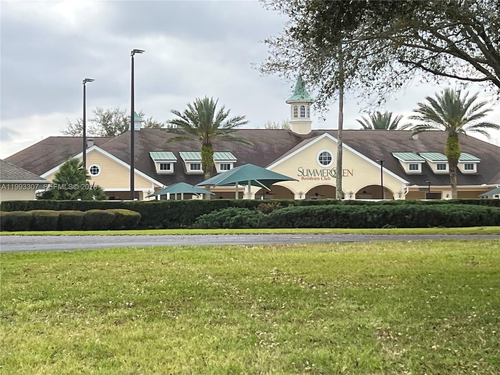 SUMMERGLEN - Residential