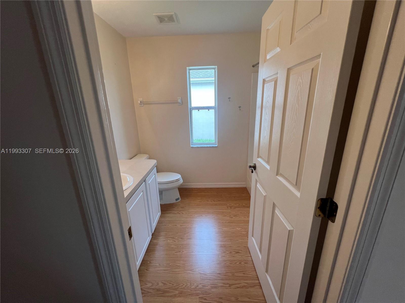 SUMMERGLEN - Residential