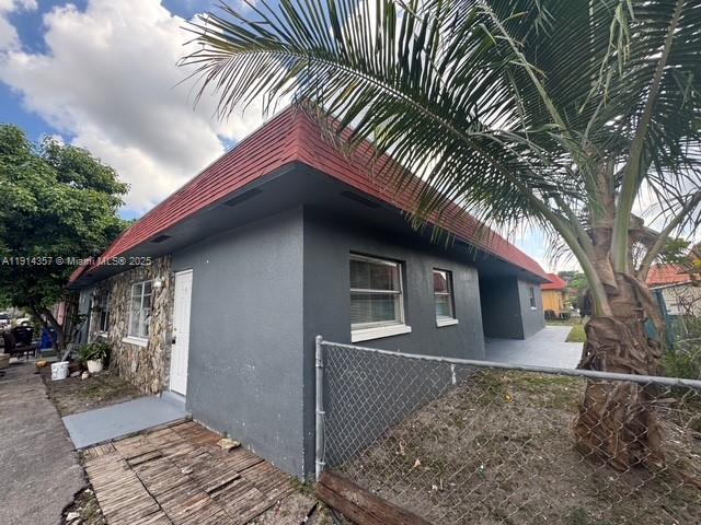 LAUDERDALE NORTH PARK SEC - Residential Income