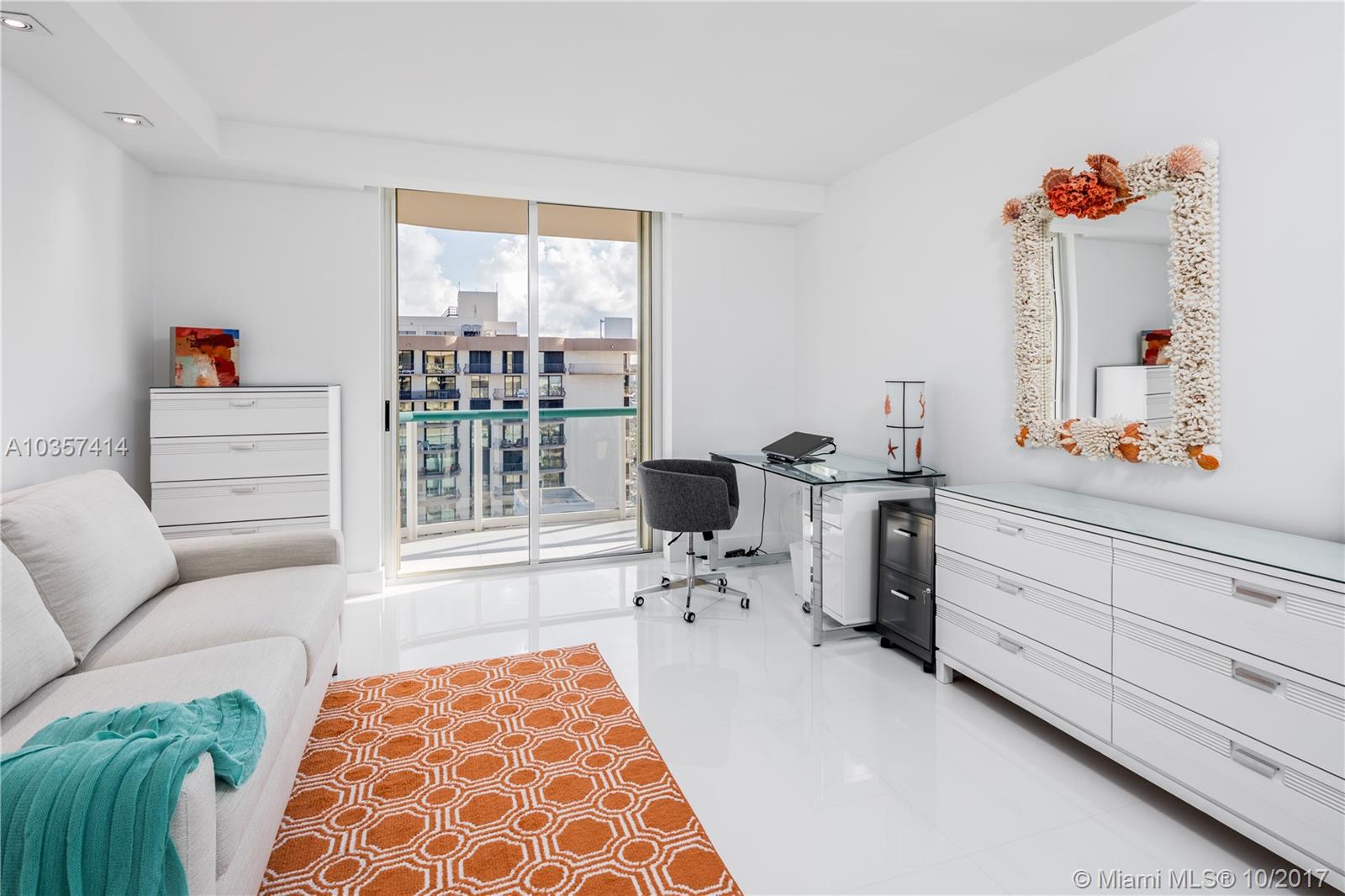 CHAMPLAIN TOWERS EAST CON - Residential