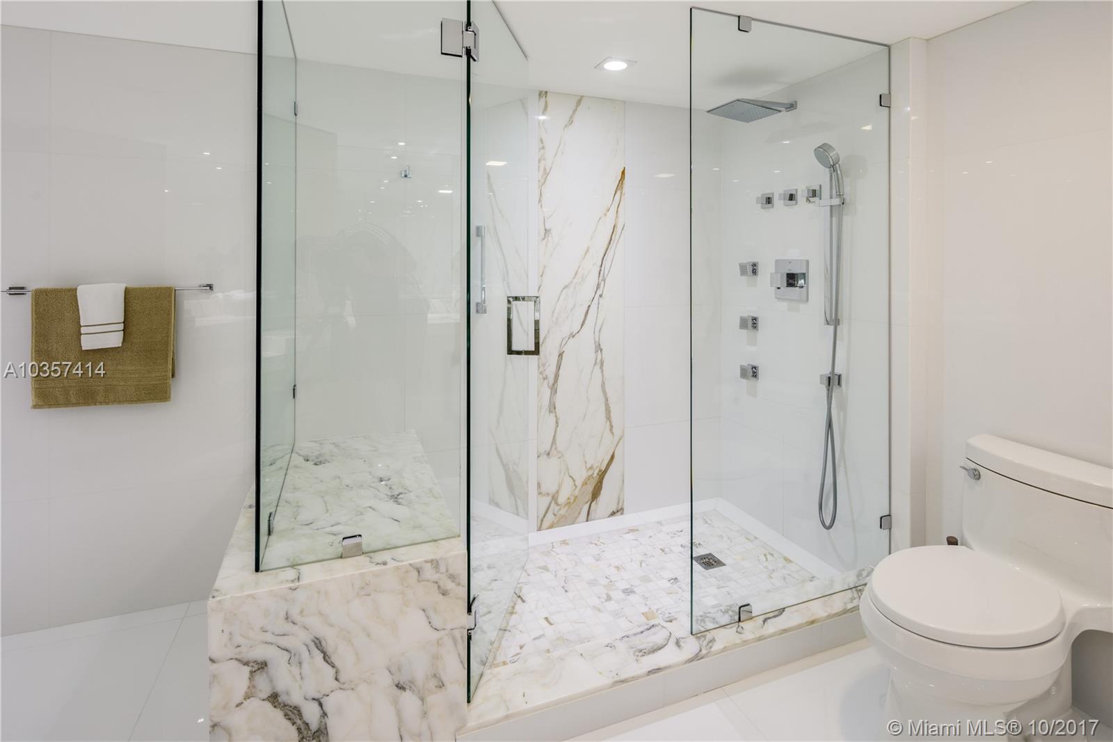 CHAMPLAIN TOWERS EAST CON - Residential