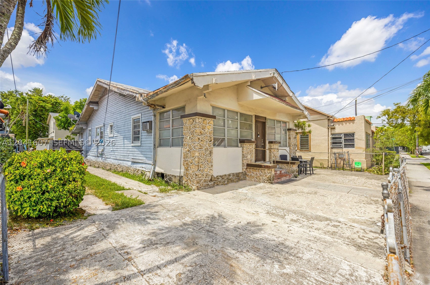 1468 SW 2nd St
