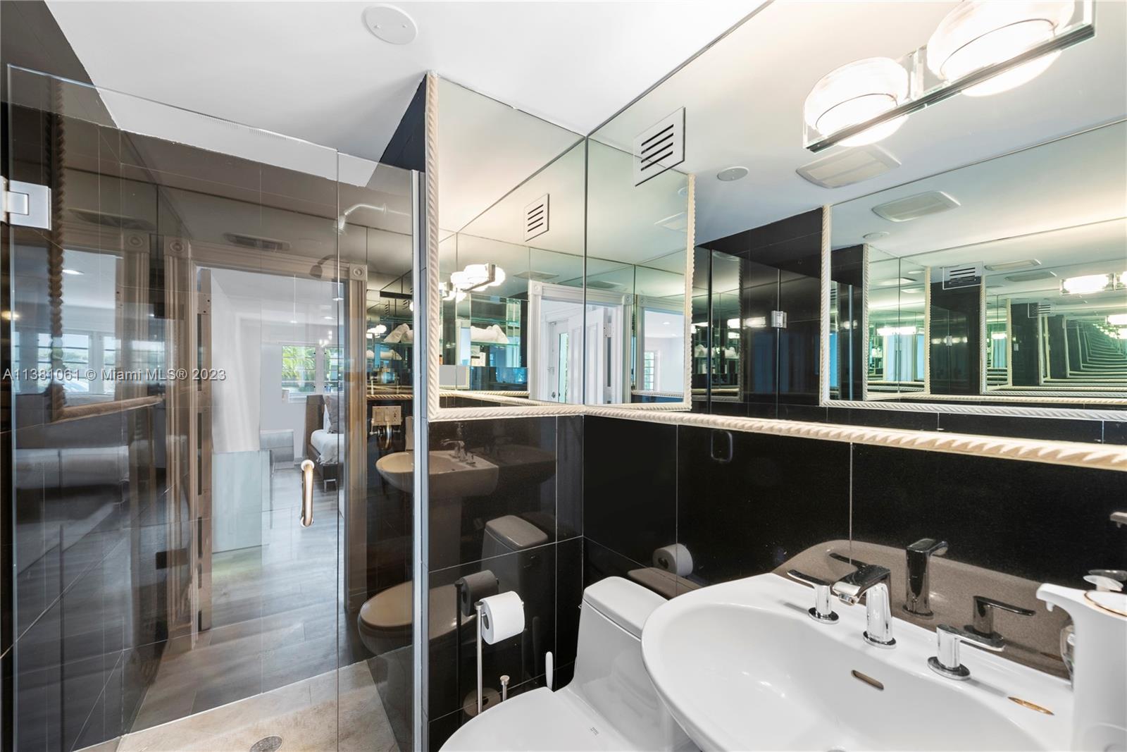 FLAMINGO TERRACE SUB - Residential