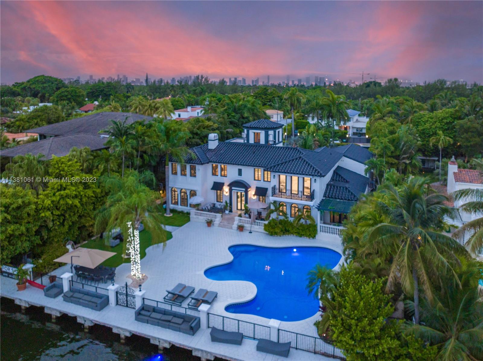 FLAMINGO TERRACE SUB - Residential