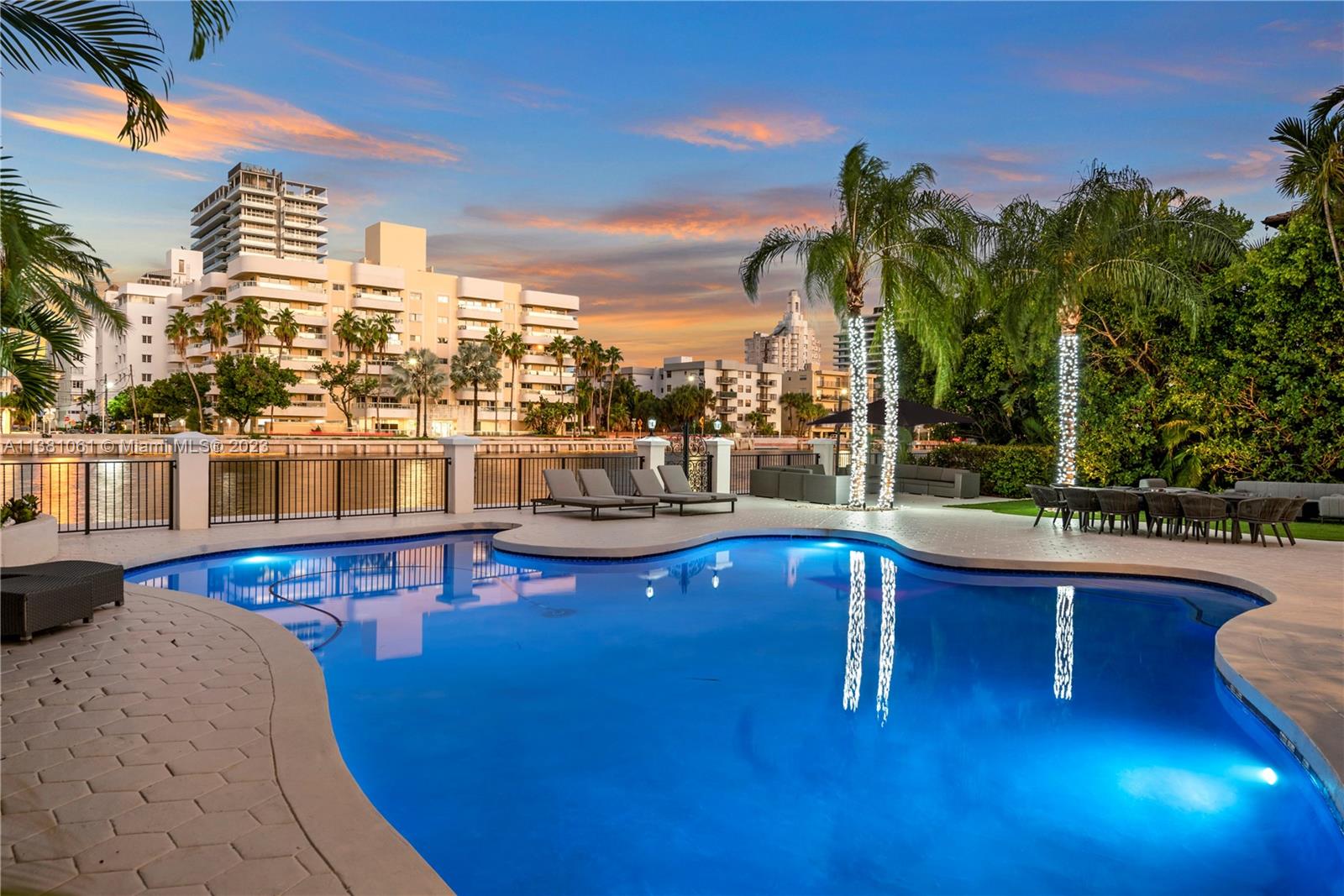 FLAMINGO TERRACE SUB - Residential