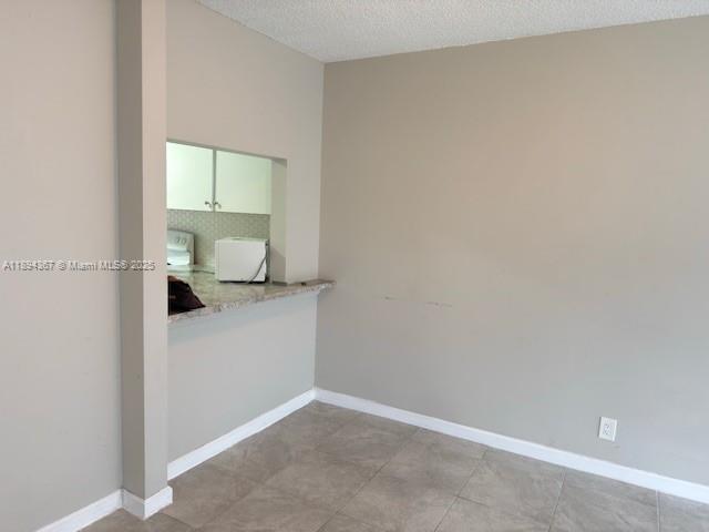 LIVE OAK CONDO ELEVEN - Residential Lease