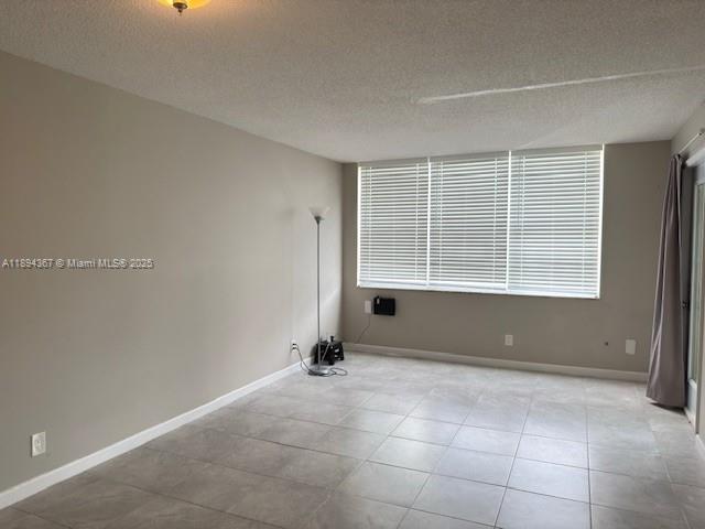 LIVE OAK CONDO ELEVEN - Residential Lease