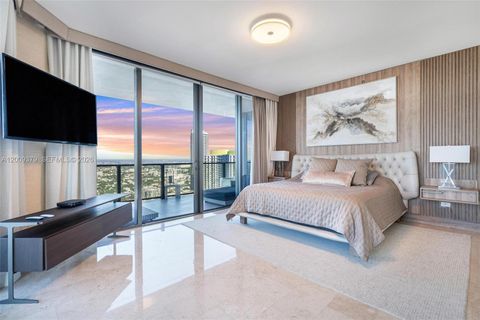 Tiny photo for 88 SW 7th St #3801, Miami, FL 33130 (MLS # A12009379)