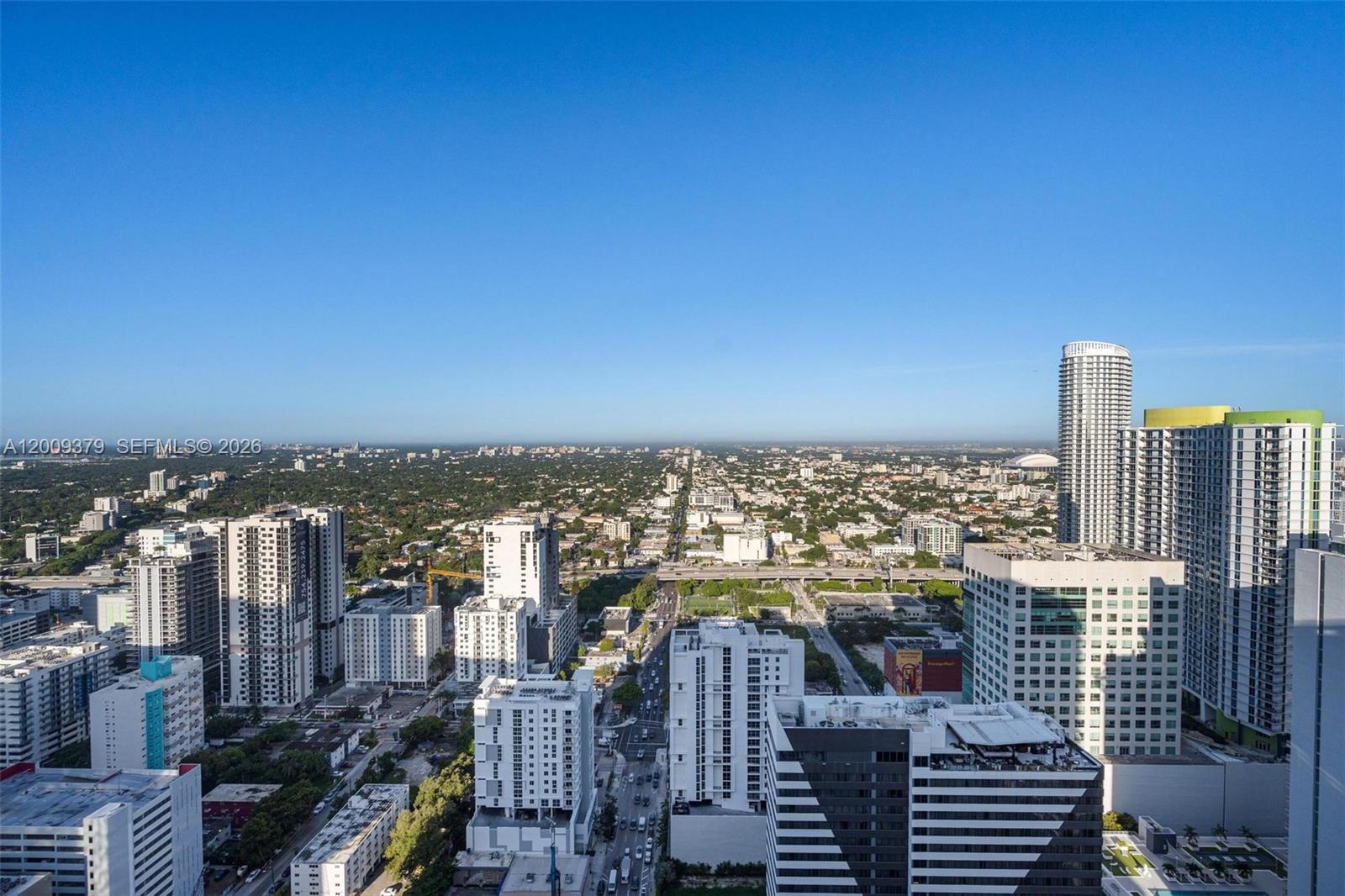 RISE CONDO - Residential