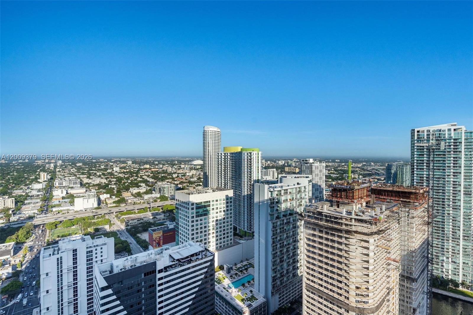 RISE CONDO - Residential