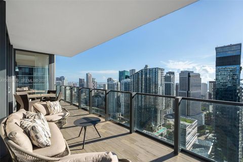 Tiny photo for 88 SW 7th St #3801, Miami, FL 33130 (MLS # A12009379)
