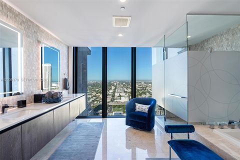 Tiny photo for 88 SW 7th St #3801, Miami, FL 33130 (MLS # A12009379)