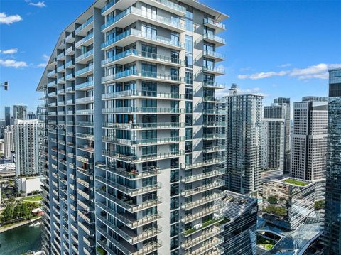 Tiny photo for 88 SW 7th St #3801, Miami, FL 33130 (MLS # A12009379)