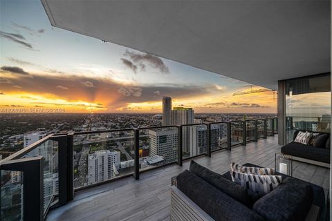 Tiny photo for 88 SW 7th St #3801, Miami, FL 33130 (MLS # A12009379)
