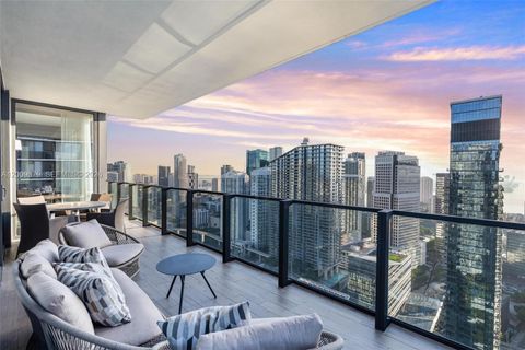 Tiny photo for 88 SW 7th St #3801, Miami, FL 33130 (MLS # A12009379)