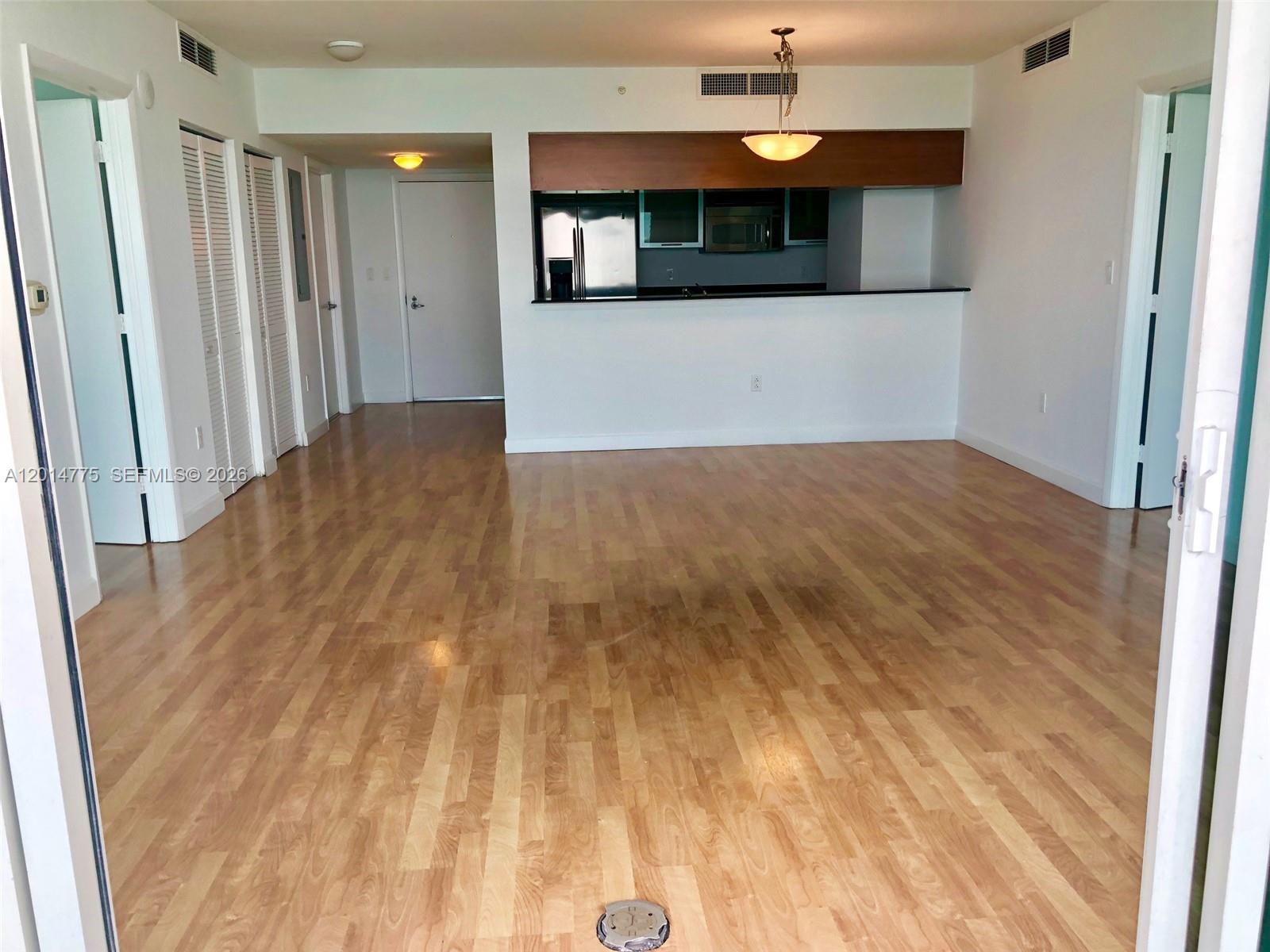 1800 CLUB CONDO - Residential