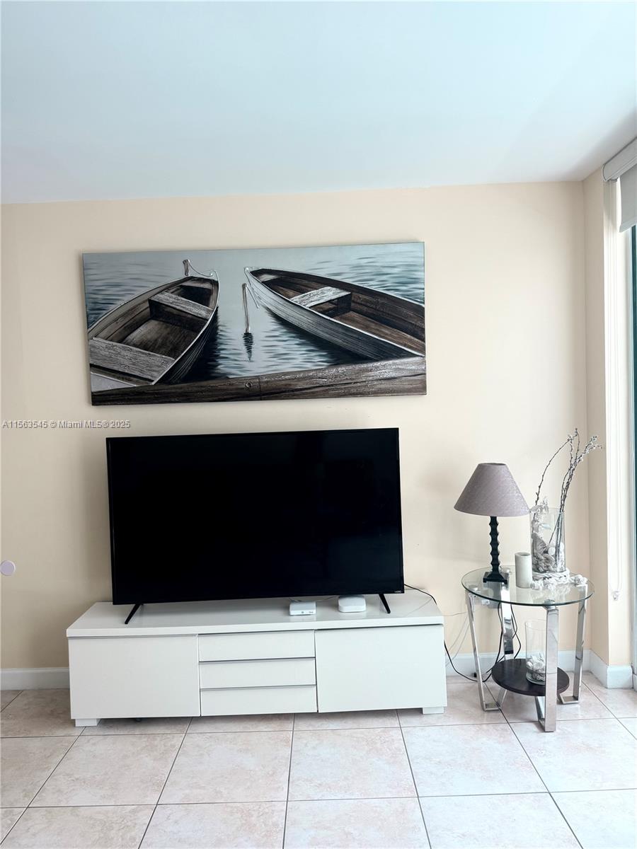 BEACH CLUB TWO CONDO - Residential Lease