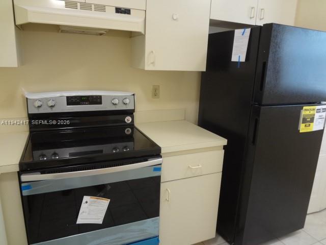 MONTEREY VILLAGE-ONE COND - Residential