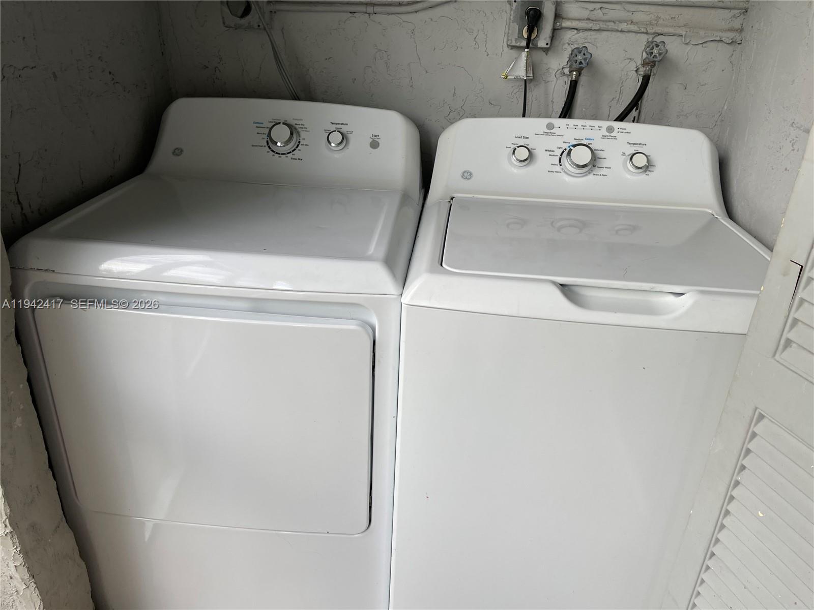 MONTEREY VILLAGE-ONE COND - Residential