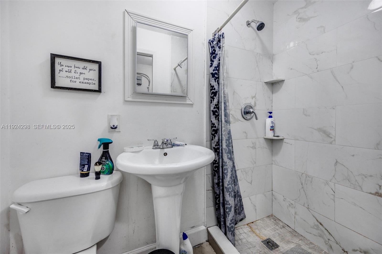 RICH HEIGHTS - Residential