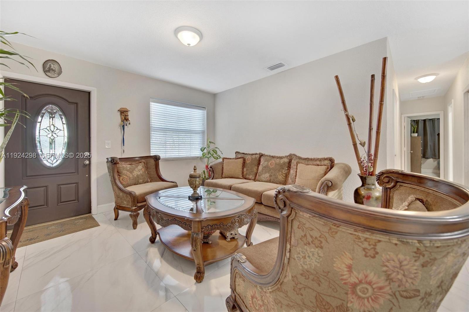 RICH HEIGHTS - Residential