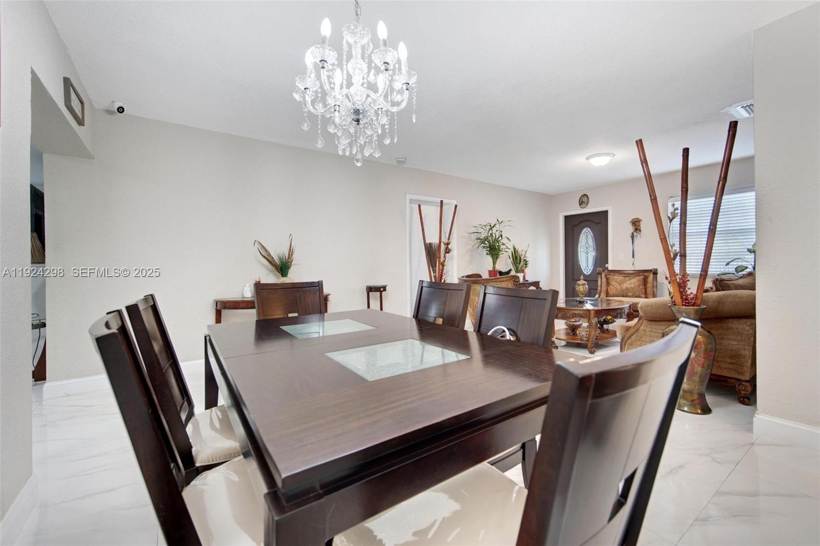 RICH HEIGHTS - Residential