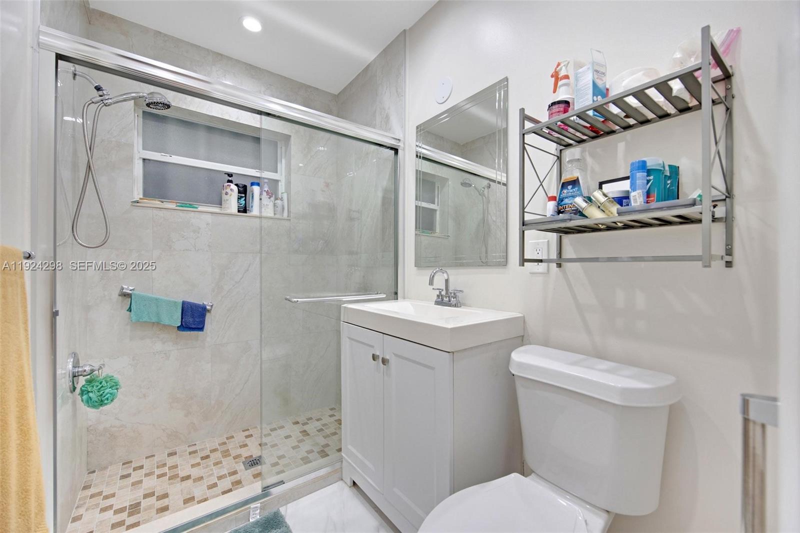 RICH HEIGHTS - Residential